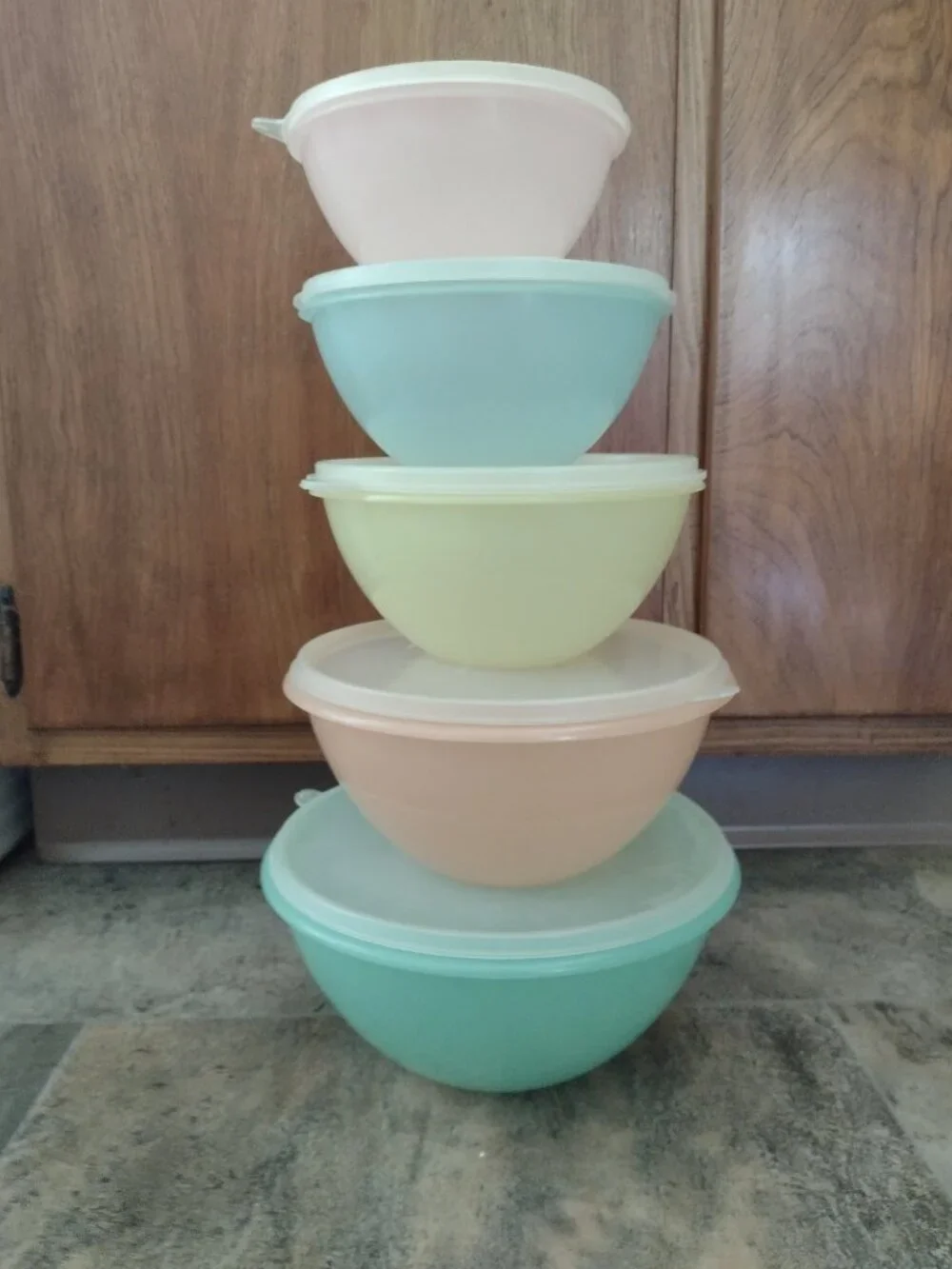 1960s Tupperware Set of 5 Colored Nesting Bowls with Lids and Baking Mat